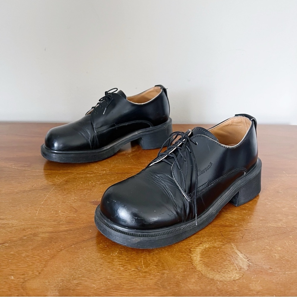 Dr Martens Vintage 8461 Oxford Gibson Black Leather Square Toe Platform Mie View 2